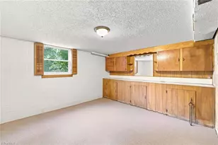 3719 Crosland Rd, Winston-Salem, NC 27106 - Photo 32