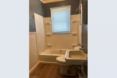 329 Branch Street, Reidsville, NC 27320 - Photo 6
