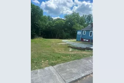 329 Branch Street, Reidsville, NC 27320 - Photo 14