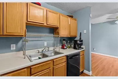624 Paramount Street, High Point, NC 27260 - Photo 10