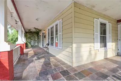 103 N Franklin Street, Reidsville, NC 27320 - Photo 2