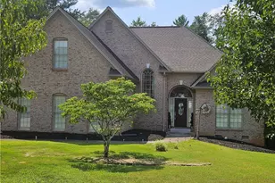 140 Fox Run, Eden, NC 27288 - Photo 1