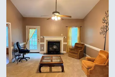 197 Landfall Drive, Eden, NC 27288 - Photo 2