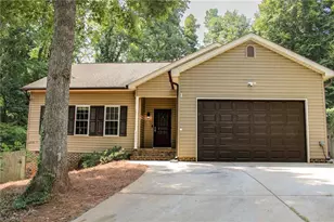 2211 Wanda Dr, Greensboro, NC 27408 - Photo 1
