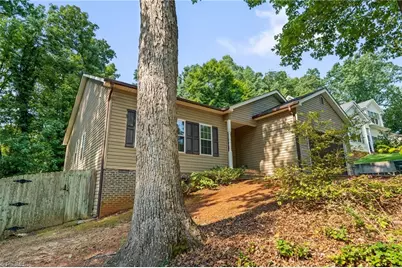 2211 Wanda Drive, Greensboro, NC 27408 - Photo 4