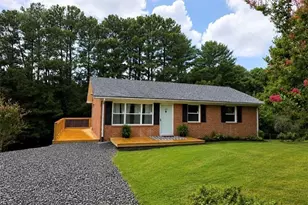 184 Terri Ln, Mount Airy, NC 27030 - Photo 2