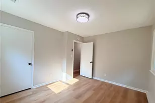 1702 Cedrow Dr, High Point, NC 27260 - Photo 18