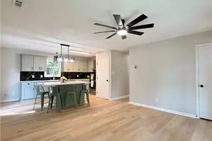 1702 Cedrow Dr, High Point, NC 27260 - Photo 8