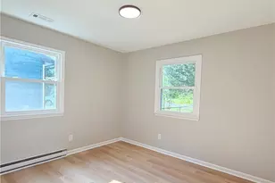 1702 Cedrow Dr, High Point, NC 27260 - Photo 12