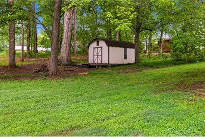 6105 Nc Highway 67, Boonville, NC 27011 - Photo 12