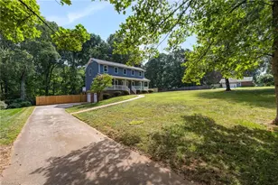 236 Lilac Dr, Kernersville, NC 27284 - Photo 4