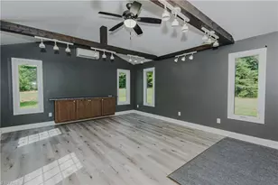 127 Shelby Ln, Madison, NC 27025 - Photo 14