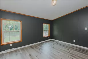 127 Shelby Ln, Madison, NC 27025 - Photo 18