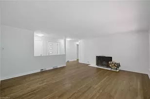 909 Forest Hill Dr, Greensboro, NC 27410 - Photo 10