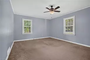 1115 E Willowbrook Dr, Burlington, NC 27215 - Photo 16