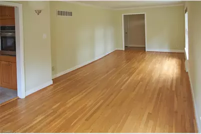 907 Onslow Drive, Greensboro, NC 27408 - Photo 8