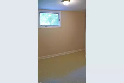907 Onslow Drive, Greensboro, NC 27408 - Photo 36