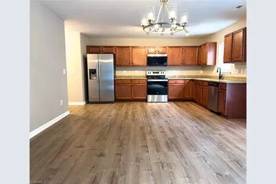4586 Ramseur Drive, Winston-Salem, NC 27101 - Photo 8