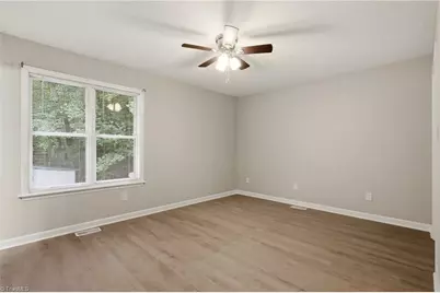407 Lassiter Drive, High Point, NC 27265 - Photo 18