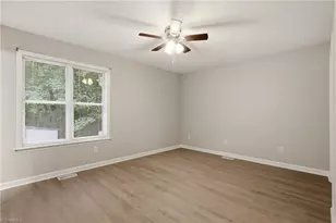 407 Lassiter Dr, High Point, NC 27265 - Photo 18