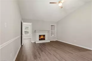 407 Lassiter Dr, High Point, NC 27265 - Photo 6