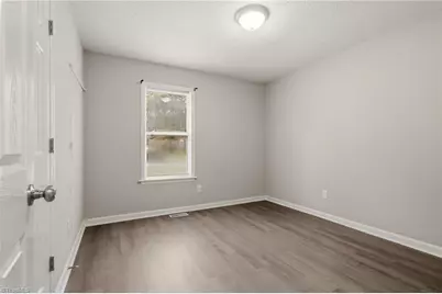 407 Lassiter Drive, High Point, NC 27265 - Photo 24