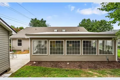 4104 Chinaberry Court, Greensboro, NC 27405 - Photo 32