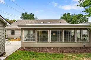 4104 Chinaberry Ct, Greensboro, NC 27405 - Photo 32