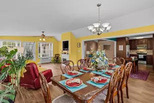 4104 Chinaberry Ct, Greensboro, NC 27405 - Photo 10