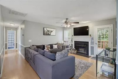 3913 Landover Drive, High Point, NC 27265 - Photo 8