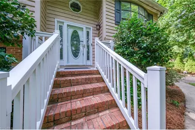 1121 Century Park Avenue, Kernersville, NC 27284 - Photo 4