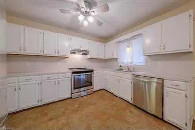 1121 Century Park Avenue, Kernersville, NC 27284 - Photo 10