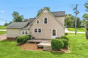 2472 Sparta Rd, North Wilkesboro, NC 28659 - Photo 10