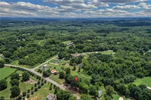 396 Narrow Gauge Rd, Reidsville, NC 27320 - Photo 4