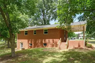 396 Narrow Gauge Rd, Reidsville, NC 27320 - Photo 40