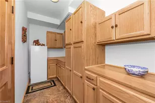 1070 Kindle Crk Dr, Ferguson, NC 28624 - Photo 32