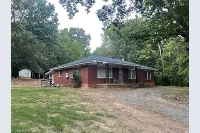 5629 Nc Highway 49, Denton, NC 27239 - Photo 2