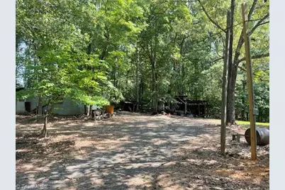5629 Nc Highway 49, Denton, NC 27239 - Photo 12