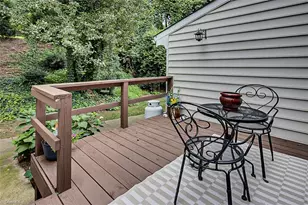 330 W Presnell St, Asheboro, NC 27203 - Photo 4