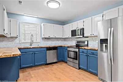 4965 Lochraven Drive, Winston-Salem, NC 27104 - Photo 10