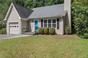 4965 Lochraven Dr, Winston-Salem, NC 27104 - Photo 2