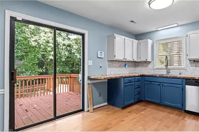 4965 Lochraven Drive, Winston-Salem, NC 27104 - Photo 12
