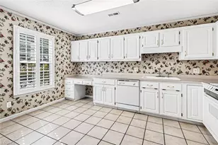 828 Windermere Ct, Asheboro, NC 27203 - Photo 10