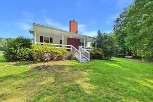 4164 Fairway View Dr, Randleman, NC 27317 - Photo 2