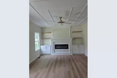 197 W Willow Street, Yadkinville, NC 27055 - Photo 4