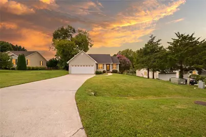 153 Cloister Drive, Mocksville, NC 27028 - Photo 2