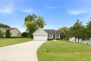 153 Cloister Dr, Mocksville, NC 27028 - Photo 1