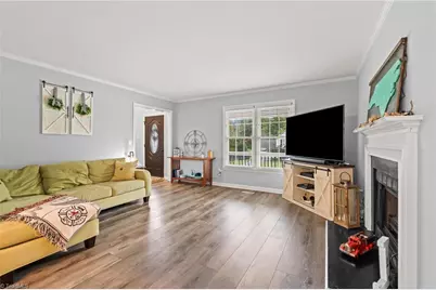 7108 Avenbury Circle, Kernersville, NC 27284 - Photo 6
