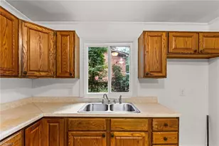 410 Parkwood Ave, Winston-Salem, NC 27105 - Photo 10