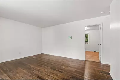 410 Parkwood Avenue, Winston-Salem, NC 27105 - Photo 6